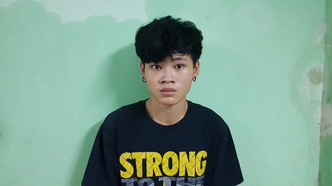 Nam thanh niên đầu thú khai biết người phụ nữ khờ khạo nên ép buộc quan hệ tình dục - Ảnh 1. Nam thanh niên đầu thú khai biết người phụ nữ khờ khạo nên ép buộc quan hệ tình dục - Ảnh 1.