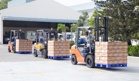 Vượt khó dịch COVID-19, Vinamilk xuất khẩu sữa vào thị trường Trung Quốc - Ảnh 4. Vượt khó dịch COVID-19, Vinamilk xuất khẩu sữa vào thị trường Trung Quốc - Ảnh 4.