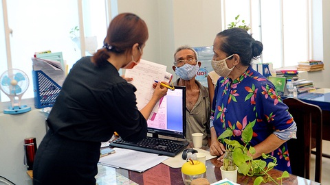 Đề xuất gói hỗ trợ 61.580 tỉ đồng: Ưu tiên người mất việc, giảm sâu thu nhập - Ảnh 1. Đề xuất gói hỗ trợ 61.580 tỉ đồng: Ưu tiên người mất việc, giảm sâu thu nhập - Ảnh 1.
