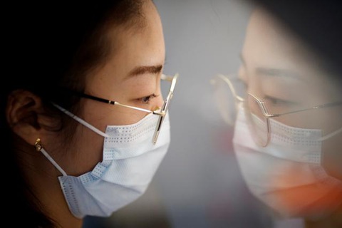 Phát hiện nhiều kháng thể ngăn virus corona thâm nhập tế bào người - Ảnh 1. Phát hiện nhiều kháng thể ngăn virus corona thâm nhập tế bào người - Ảnh 1.