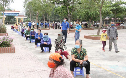 ‘ATM gạo’ sẽ giúp người khó khăn Đà Nẵng suốt 2 tháng - Ảnh 3. ‘ATM gạo’ sẽ giúp người khó khăn Đà Nẵng suốt 2 tháng - Ảnh 3.
