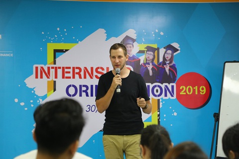 Học kỹ năng mềm trong môi trường quốc tế tại UEF - Ảnh 2. Học kỹ năng mềm trong môi trường quốc tế tại UEF - Ảnh 2.