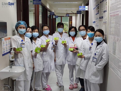 Tặng 5.000 bộ đôi Ovax – Navax để tiếp sức bác sĩ - Ảnh 3. Tặng 5.000 bộ đôi Ovax – Navax để tiếp sức bác sĩ - Ảnh 3.