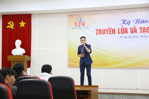 Học kỹ năng mềm trong môi trường quốc tế tại UEF - Ảnh 4. Học kỹ năng mềm trong môi trường quốc tế tại UEF - Ảnh 4.