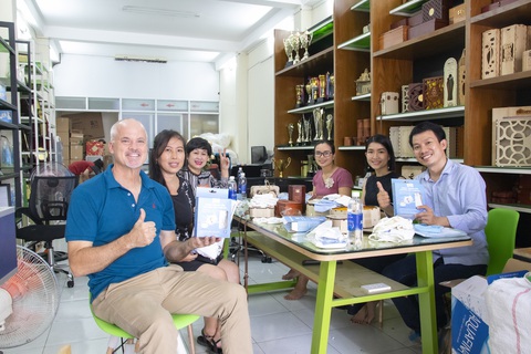 Doanh nghiệp Việt trước cơ hội xuất khẩu khẩu trang đi châu Âu, châu Mỹ - Ảnh 2. Doanh nghiệp Việt trước cơ hội xuất khẩu khẩu trang đi châu Âu, châu Mỹ - Ảnh 2.