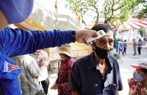 Tôi đã bật khóc ở siêu thị 0 đồng của người Sài Gòn - Ảnh 4. Tôi đã bật khóc ở siêu thị 0 đồng của người Sài Gòn - Ảnh 4.