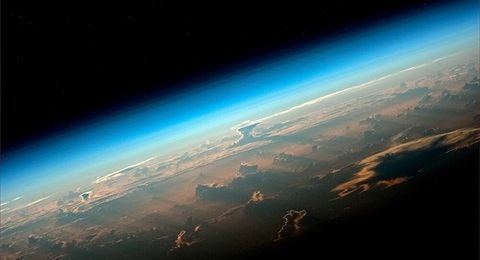 Năm 2022 sẽ có khách du lịch vũ trụ đầu tiên đón năm mới trên Trạm ISS - Ảnh 1. Năm 2022 sẽ có khách du lịch vũ trụ đầu tiên đón năm mới trên Trạm ISS - Ảnh 1.