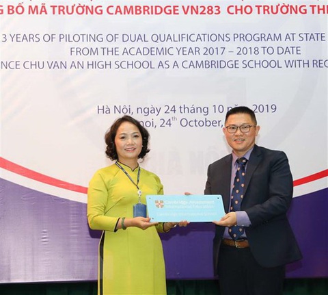 Hà Nội tiếp tục tuyển sinh vào lớp 10 chương trình song bằng - Ảnh 1. Hà Nội tiếp tục tuyển sinh vào lớp 10 chương trình song bằng - Ảnh 1.