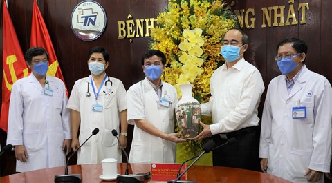 Ngành y tế phải chủ động giám sát dịch bệnh khi giao thông mở lại - Ảnh 1. Ngành y tế phải chủ động giám sát dịch bệnh khi giao thông mở lại - Ảnh 1.
