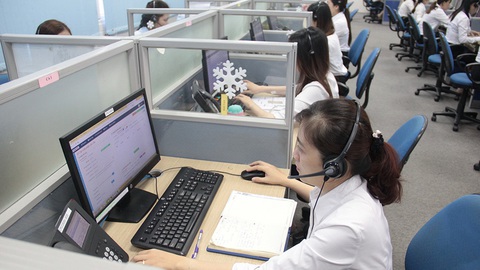 Cơ hội kéo người dân làm thủ tục qua mạng - Ảnh 1. Cơ hội kéo người dân làm thủ tục qua mạng - Ảnh 1.
