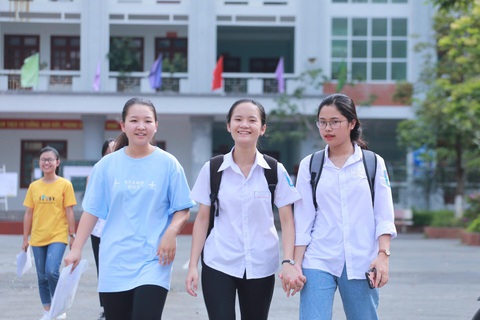 Thủ tướng đồng ý phương án thi tốt nghiệp THPT năm 2020 của Bộ GD-ĐT - Ảnh 1. Thủ tướng đồng ý phương án thi tốt nghiệp THPT năm 2020 của Bộ GD-ĐT - Ảnh 1.