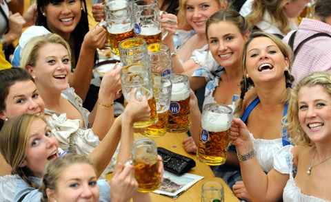 Đức hủy một trong những sự kiện lớn nhất thế giới: Lễ hội bia Oktoberfest - Ảnh 1. Đức hủy một trong những sự kiện lớn nhất thế giới: Lễ hội bia Oktoberfest - Ảnh 1.