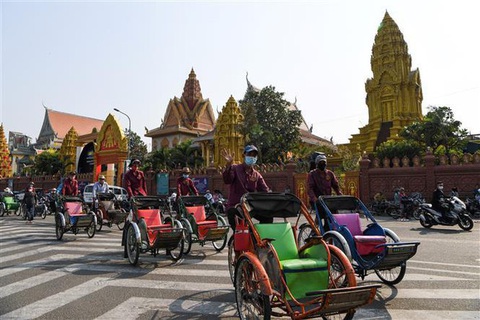 Campuchia miễn thuế 3 tháng cho các nhà hàng, khách sạn và hãng lữ hành - Ảnh 1. Campuchia miễn thuế 3 tháng cho các nhà hàng, khách sạn và hãng lữ hành - Ảnh 1.