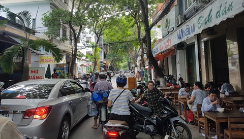 Đà Nẵng: hoạt động nào được mở cửa hoặc tiếp tục cấm? - Ảnh 2. Đà Nẵng: hoạt động nào được mở cửa hoặc tiếp tục cấm? - Ảnh 2.