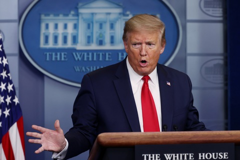 Ông Trump ký lệnh ngưng một phần nhập cư - Ảnh 1. Ông Trump ký lệnh ngưng một phần nhập cư - Ảnh 1.