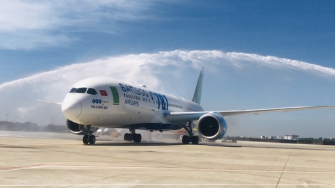 Bamboo Airways bị yêu cầu báo cáo nợ quá hạn - Ảnh 1. Bamboo Airways bị yêu cầu báo cáo nợ quá hạn - Ảnh 1.
