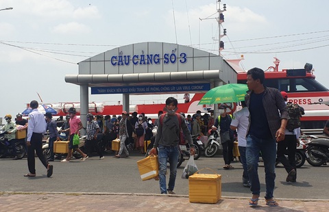 Mở lại đường bay nội địa tới đảo Phú Quốc - Ảnh 1. Mở lại đường bay nội địa tới đảo Phú Quốc - Ảnh 1.