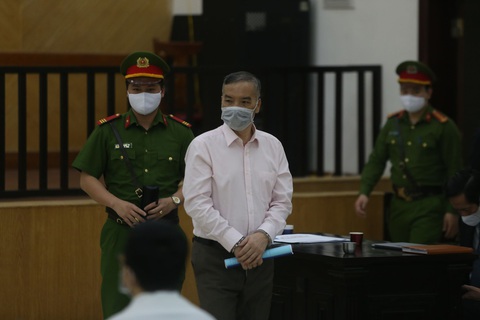 Ông Nguyễn Bắc Son: Tôi đã có đơn xin hoãn phiên tòa vì lý do sức khỏe - Ảnh 2. Ông Nguyễn Bắc Son: Tôi đã có đơn xin hoãn phiên tòa vì lý do sức khỏe - Ảnh 2.