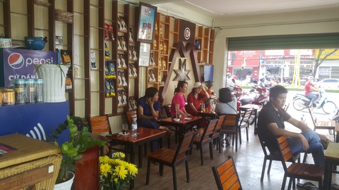 Cần Thơ cho mở cửa, hàng quán lèo tèo khách - Ảnh 3. Cần Thơ cho mở cửa, hàng quán lèo tèo khách - Ảnh 3.