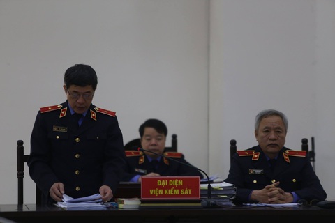 Viện kiểm sát đề nghị giữ nguyên mức án chung thân cựu Bộ trưởng Nguyễn Bắc Son - Ảnh 2. Viện kiểm sát đề nghị giữ nguyên mức án chung thân cựu Bộ trưởng Nguyễn Bắc Son - Ảnh 2.