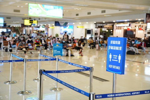 Các hãng hàng không chỉ bán vé chuyến bay được cấp phép - Ảnh 1. Các hãng hàng không chỉ bán vé chuyến bay được cấp phép - Ảnh 1.