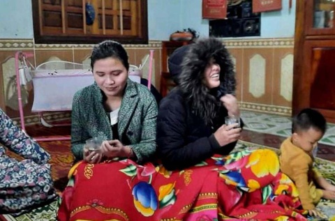 Hai chị em mất tích khi đi hái măng đã được tìm thấy - Ảnh 1. Hai chị em mất tích khi đi hái măng đã được tìm thấy - Ảnh 1.
