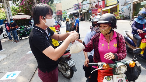 Làm việc tốt không dễ - Ảnh 1. Làm việc tốt không dễ - Ảnh 1.