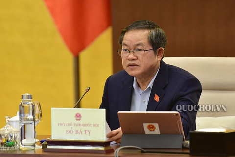 Phát hiện hàng ngàn vụ trẻ em bị xâm hại: Mới là phần nổi của tảng băng - Ảnh 1. Phát hiện hàng ngàn vụ trẻ em bị xâm hại: Mới là phần nổi của tảng băng - Ảnh 1.