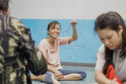 Liên đoàn Bóng đá châu Âu giúp đỡ trẻ em đường phố tại Việt Nam - Ảnh 4. Liên đoàn Bóng đá châu Âu giúp đỡ trẻ em đường phố tại Việt Nam - Ảnh 4.