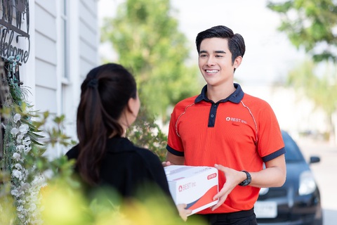 BEST Inc. trao tặng 100.000 khẩu trang y tế cho Ủy ban Trung ương Mặt trận Tổ quốc Việt Nam - Ảnh 2. BEST Inc. trao tặng 100.000 khẩu trang y tế cho Ủy ban Trung ương Mặt trận Tổ quốc Việt Nam - Ảnh 2.