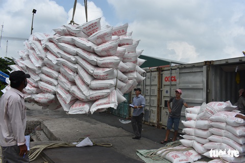 Được xuất khẩu gạo nhưng doanh nghiệp lo đã trễ cơ hội vàng - Ảnh 1. Được xuất khẩu gạo nhưng doanh nghiệp lo đã trễ cơ hội vàng - Ảnh 1.