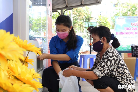 Quét mã QR để lấy quà miễn phí giữa Sài Gòn - Ảnh 2. Quét mã QR để lấy quà miễn phí giữa Sài Gòn - Ảnh 2.