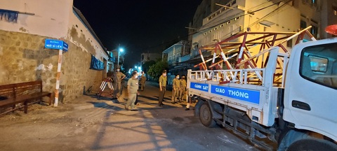 Bình Thuận dỡ bỏ khu cách ly dân cư tại Phan Thiết - Ảnh 1. Bình Thuận dỡ bỏ khu cách ly dân cư tại Phan Thiết - Ảnh 1.