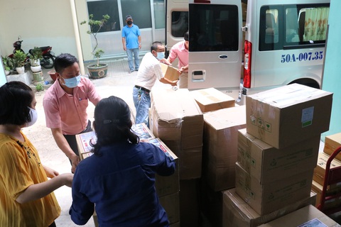 Cùng Tuổi Trẻ chống dịch COVID-19: Tặng thêm 7 máy thở cho các bệnh viện - Ảnh 1. Cùng Tuổi Trẻ chống dịch COVID-19: Tặng thêm 7 máy thở cho các bệnh viện - Ảnh 1.