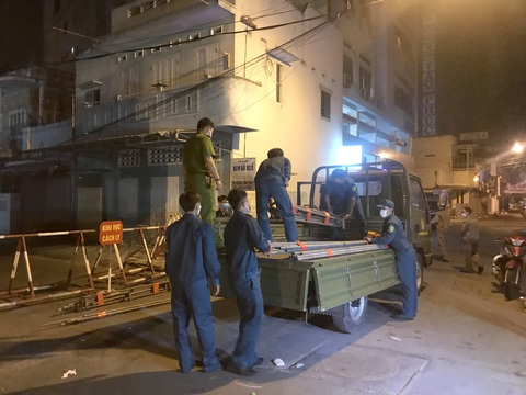 Bình Thuận dỡ bỏ khu cách ly dân cư tại Phan Thiết - Ảnh 2. Bình Thuận dỡ bỏ khu cách ly dân cư tại Phan Thiết - Ảnh 2.