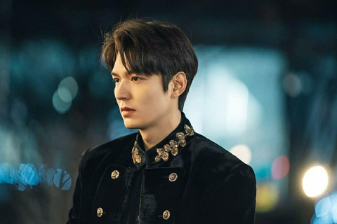 Khán giả trông chờ sự trở lại của Lee Min Ho trong Quân vương bất diệt - Ảnh 3. Khán giả trông chờ sự trở lại của Lee Min Ho trong Quân vương bất diệt - Ảnh 3.