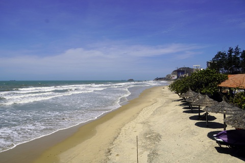 Biển Vũng Tàu không một bóng người - Ảnh 1. Biển Vũng Tàu không một bóng người - Ảnh 1.