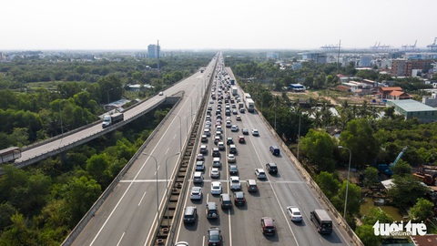 Kẹt xe nhưng cao tốc TP.HCM - Long Thành - Dầu Giây không xả trạm. Vì sao? - Ảnh 2. Kẹt xe nhưng cao tốc TP.HCM - Long Thành - Dầu Giây không xả trạm. Vì sao? - Ảnh 2.