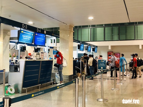 Vietnam Airlines, FLC lỗ ngàn tỉ đồng vì COVID-19 - Ảnh 1. Vietnam Airlines, FLC lỗ ngàn tỉ đồng vì COVID-19 - Ảnh 1.
