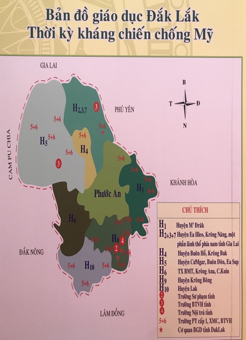 Những thầy giáo cầm bút vào chiến trường - Kỳ cuối: Không sợ bom đạn, chỉ sợ... học toán - Ảnh 1. Những thầy giáo cầm bút vào chiến trường - Kỳ cuối: Không sợ bom đạn, chỉ sợ... học toán - Ảnh 1.