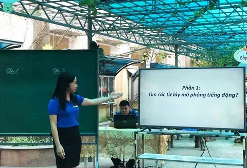 Xuýt xoa trước lá đơn viết tay đẹp như in của nữ giáo viên tình nguyện chống COVID-19 - Ảnh 3. Xuýt xoa trước lá đơn viết tay đẹp như in của nữ giáo viên tình nguyện chống COVID-19 - Ảnh 3.