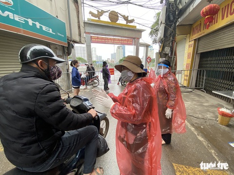 Bị từ chối qua cổng làng vì em vào nhà người quen nhưng... không nhớ tên - Ảnh 4. Bị từ chối qua cổng làng vì em vào nhà người quen nhưng... không nhớ tên - Ảnh 4.