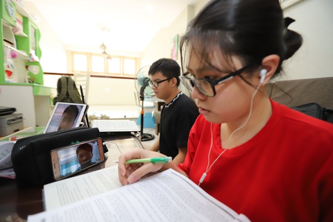 Thí sinh nhận định gì đề tham khảo thi THPT quốc gia 2020? - Ảnh 1. Thí sinh nhận định gì đề tham khảo thi THPT quốc gia 2020? - Ảnh 1.