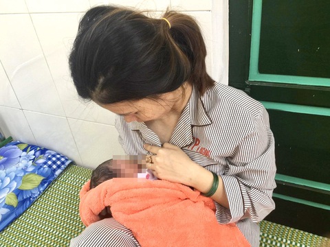 Sinh bé gái 2,9kg tại khu cách ly - Ảnh 1. Sinh bé gái 2,9kg tại khu cách ly - Ảnh 1.