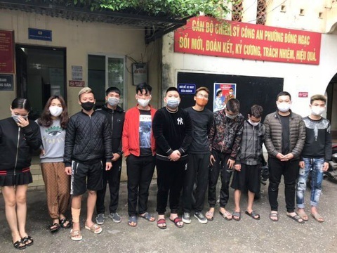 11 thanh niên tụ tập dùng ma túy trong mùa dịch - Ảnh 1. 11 thanh niên tụ tập dùng ma túy trong mùa dịch - Ảnh 1.