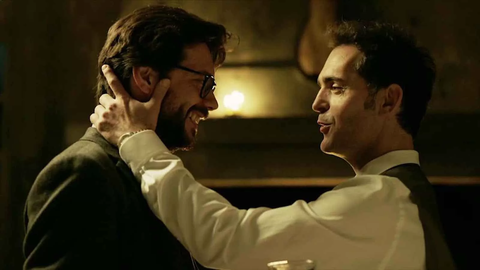 Money Heist: Vụ cướp ngân hàng mà chắc hẳn Albert Einstein là người viết kịch bản? - Ảnh 13. Money Heist: Vụ cướp ngân hàng mà chắc hẳn Albert Einstein là người viết kịch bản? - Ảnh 13.