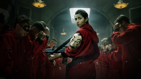 Money Heist: Vụ cướp ngân hàng mà chắc hẳn Albert Einstein là người viết kịch bản? - Ảnh 10. Money Heist: Vụ cướp ngân hàng mà chắc hẳn Albert Einstein là người viết kịch bản? - Ảnh 10.