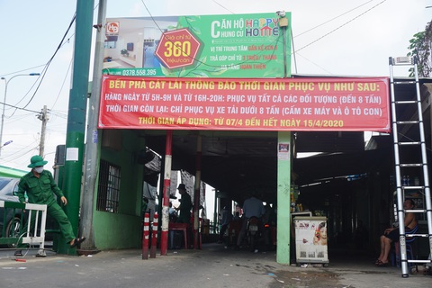 Ngày 7-4, phà Cát Lái chỉ chở xe máy, xe hơi từ 5-9h, 16-20h - Ảnh 1. Ngày 7-4, phà Cát Lái chỉ chở xe máy, xe hơi từ 5-9h, 16-20h - Ảnh 1.