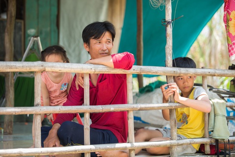 Ngôi làng bền vững - Kỳ 2: Mơ về ngôi nhà vững chãi của người dân Hưng Thạnh - Ảnh 4. Ngôi làng bền vững - Kỳ 2: Mơ về ngôi nhà vững chãi của người dân Hưng Thạnh - Ảnh 4.