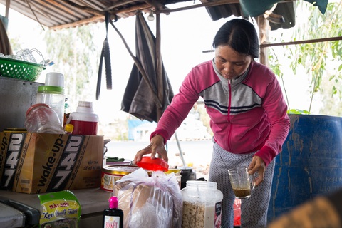 Ngôi làng bền vững - Kỳ 1: Những phận đời khốn khó ở Hưng Thạnh - Ảnh 8. Ngôi làng bền vững - Kỳ 1: Những phận đời khốn khó ở Hưng Thạnh - Ảnh 8.